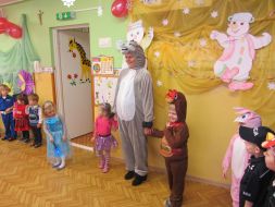 Bal karnawałowy
