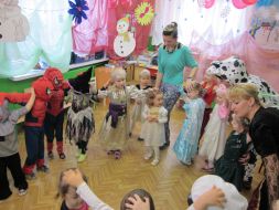 Bal karnawałowy
