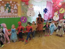 Bal karnawałowy