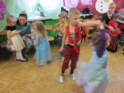 Bal karnawałowy