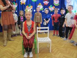 Bal karnawałowy