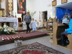 JASEŁKA W KOŚCIELE 
