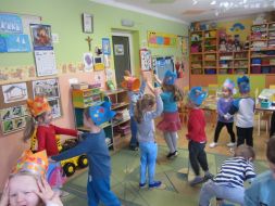 BAWIMY SIĘ W TEATR