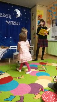 WIECZÓR POEZJI W PRZEDSZKOLU