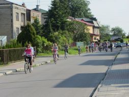 A koła rowerów kręcą się... 