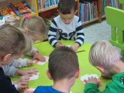 Wycieczka Starszaków do Miejskiej Biblioteki Publicznej