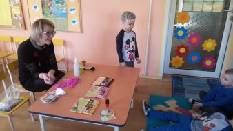 SPOTKANIE Z KOSMETYCZKĄ