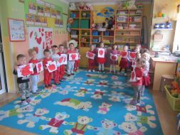 KOLOROWY TYDZIEŃ W GRUPIE SÓWKI MĄDRE GŁÓWKI 