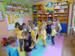 KOLOROWY TYDZIEŃ W PRZEDSZKOLU 
