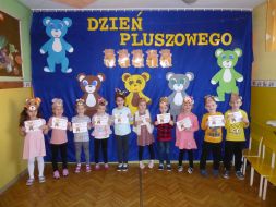 DZIEŃ PLUSZOWEGO MISIA