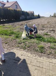 SPRZĄTANIE ŚWIATA GR I MALUCHY