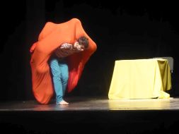 SPEKTAKL TEATRALNY - KSZTAŁTY