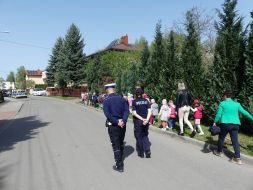 WIZYTA POLICJANTÓW W PRZEDSZKOLU 