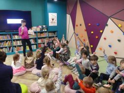 Wizyta w Miejskiej Bibliotece Publicznej - Nowy Horyzont 