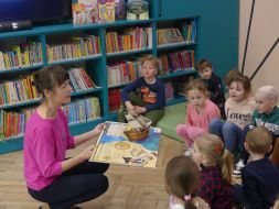 Wizyta w Miejskiej Bibliotece Publicznej - Nowy Horyzont 