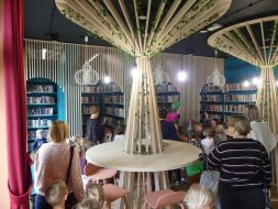 Wizyta w Miejskiej Bibliotece Publicznej - Nowy Horyzont 