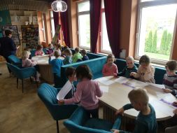 Wizyta w Miejskiej Bibliotece Publicznej - Nowy Horyzont 