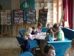 Wizyta w Miejskiej Bibliotece Publicznej - Nowy Horyzont 