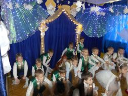 DZIEŃ BABCI I DZIADKA GRUPA II  