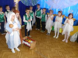 DZIEŃ BABCI I DZIADKA GRUPA II  
