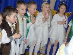DZIEŃ BABCI I DZIADKA GRUPA II  