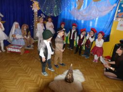 DZIEŃ BABCI I DZIADKA GRUPA I  