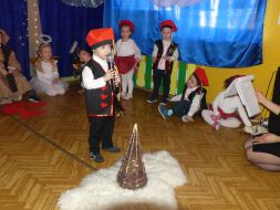 DZIEŃ BABCI I DZIADKA GRUPA I  