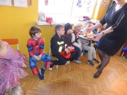 BAL KARNAWAŁOWY W PM 6  