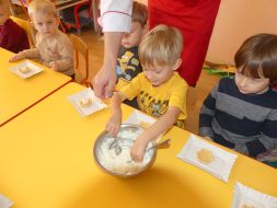 WARSZTATY FRYZJERSKIE ORAZ KUCHARSKIE  