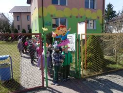 ZIELONY BAL – PRZEDSZKOLAKI WITAJĄ WIOSNĘ   