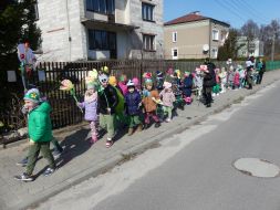 ZIELONY BAL – PRZEDSZKOLAKI WITAJĄ WIOSNĘ   