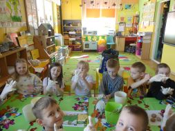 ZIELONY KĄCIK PRZYRODY  