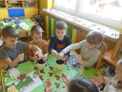 ZIELONY KĄCIK PRZYRODY  