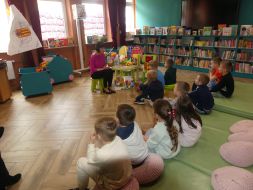 WYJAZD DO MIEJSKIEJ BIBLIOTEKI PUBLICZNEJ 