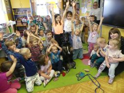 POZNAJMY SIĘ - ZABAWY Z PSEM