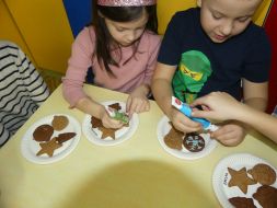 ŚWIĄTECZNE PIERNICZKI W GR I i GR II 