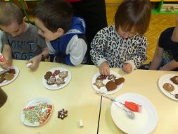 ŚWIĄTECZNE PIERNICZKI W GR I i GR II 