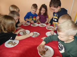 ŚWIĄTECZNE PIERNICZKI W GR I i GR II 