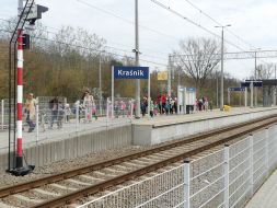 JEDZIE POCIĄG Z DALEKA  